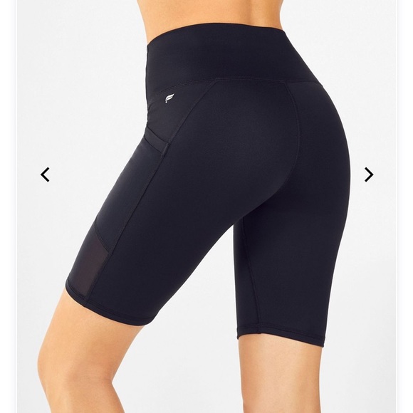 Mila High-Waisted Pocket Short 9" - Picture 3 of 6